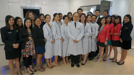 The-team-IDSC-dentistsnearby